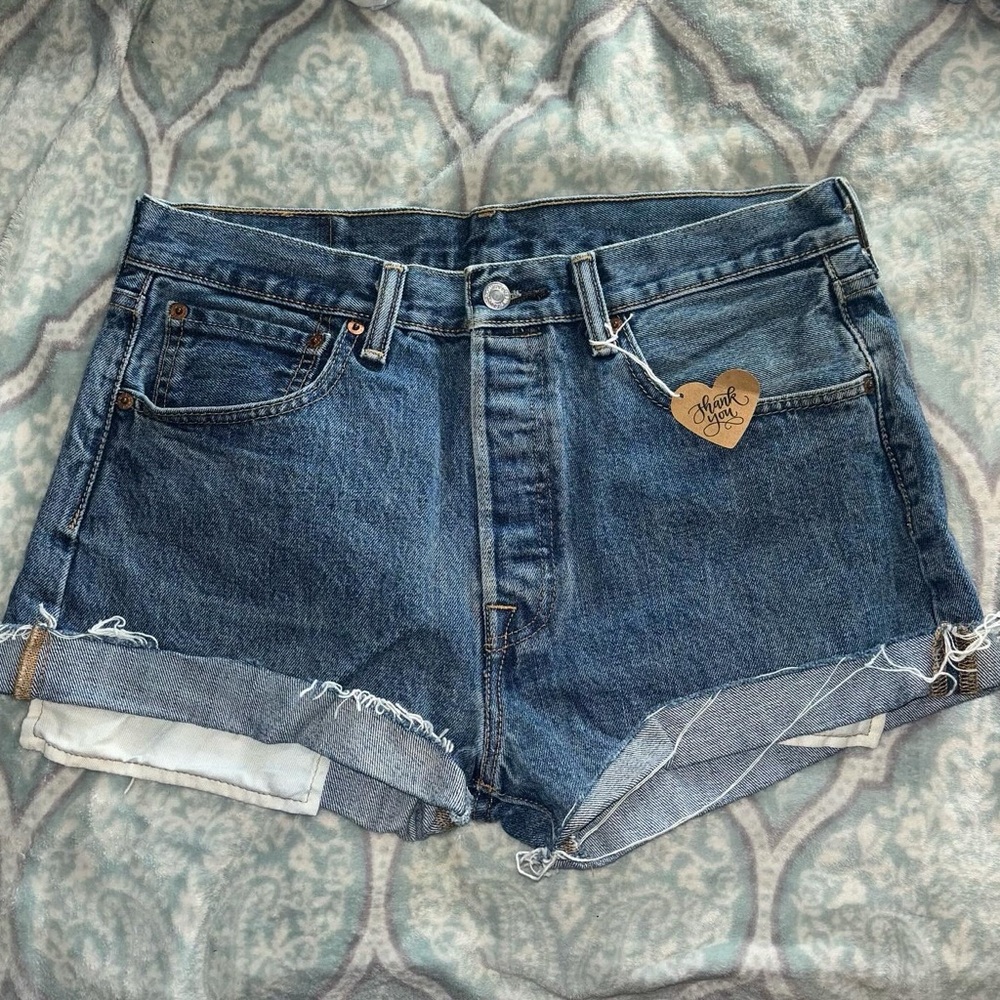 Levi jean shorts